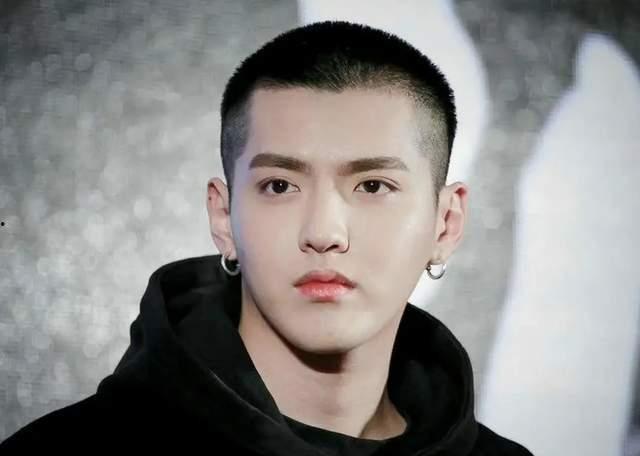 吴亦凡案件最新爆料新闻,疑涉多起性侵事件，警方介入调查